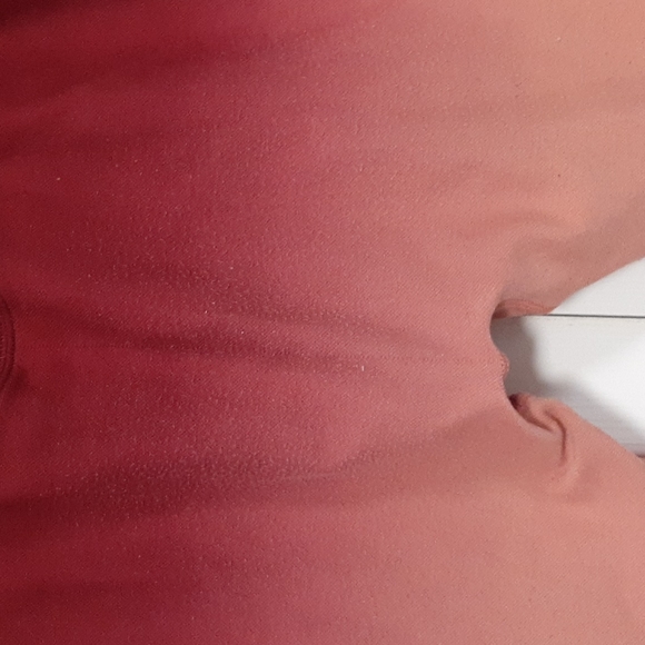 PINK Victoria's Secret Sport Ombre Shorts - Picture 11 of 12